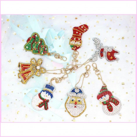 Snowman and Santa Claus - Diamond Painting Keychains